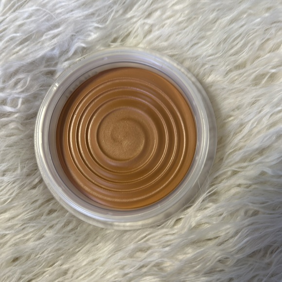 Chanel Les Beiges Healthy Glow Bronzing Cream - Picture 3 of 3